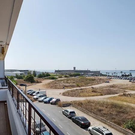 Ocean View Balcony 2-min Walk, Ac *