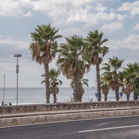 Ocean View Balcony Carcavelos Beach 2-Min Walk, Ac * Carcavelos (Lisbon)