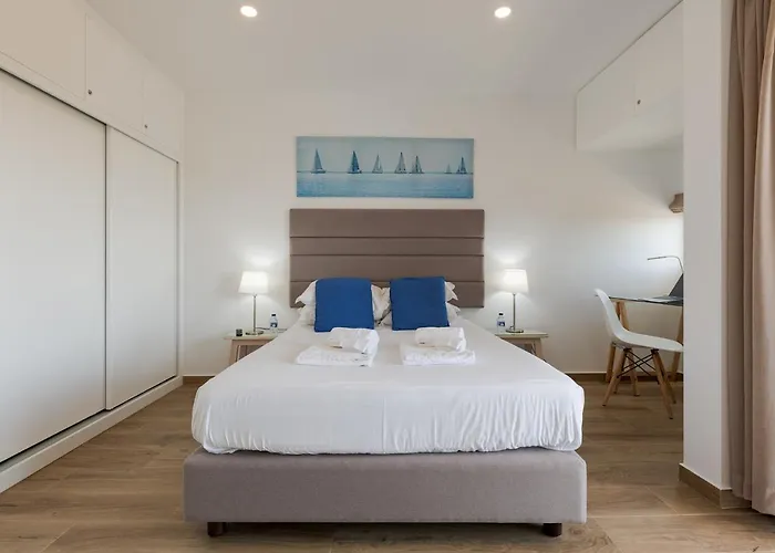 Διαμέρισμα Ocean View Balcony Carcavelos Beach 2-Min Walk, Ac